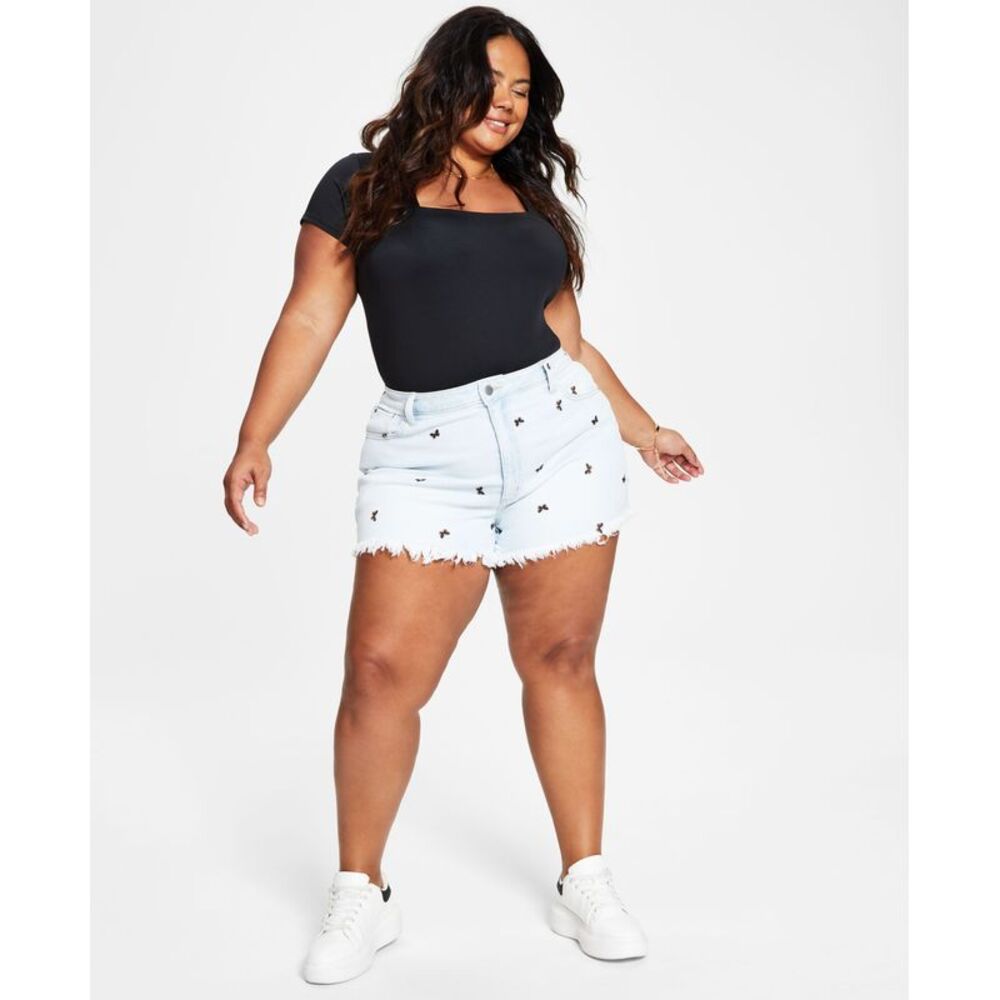 Tinseltown Trendy Plus Size High Rise Frayed Hem Mom Shorts
